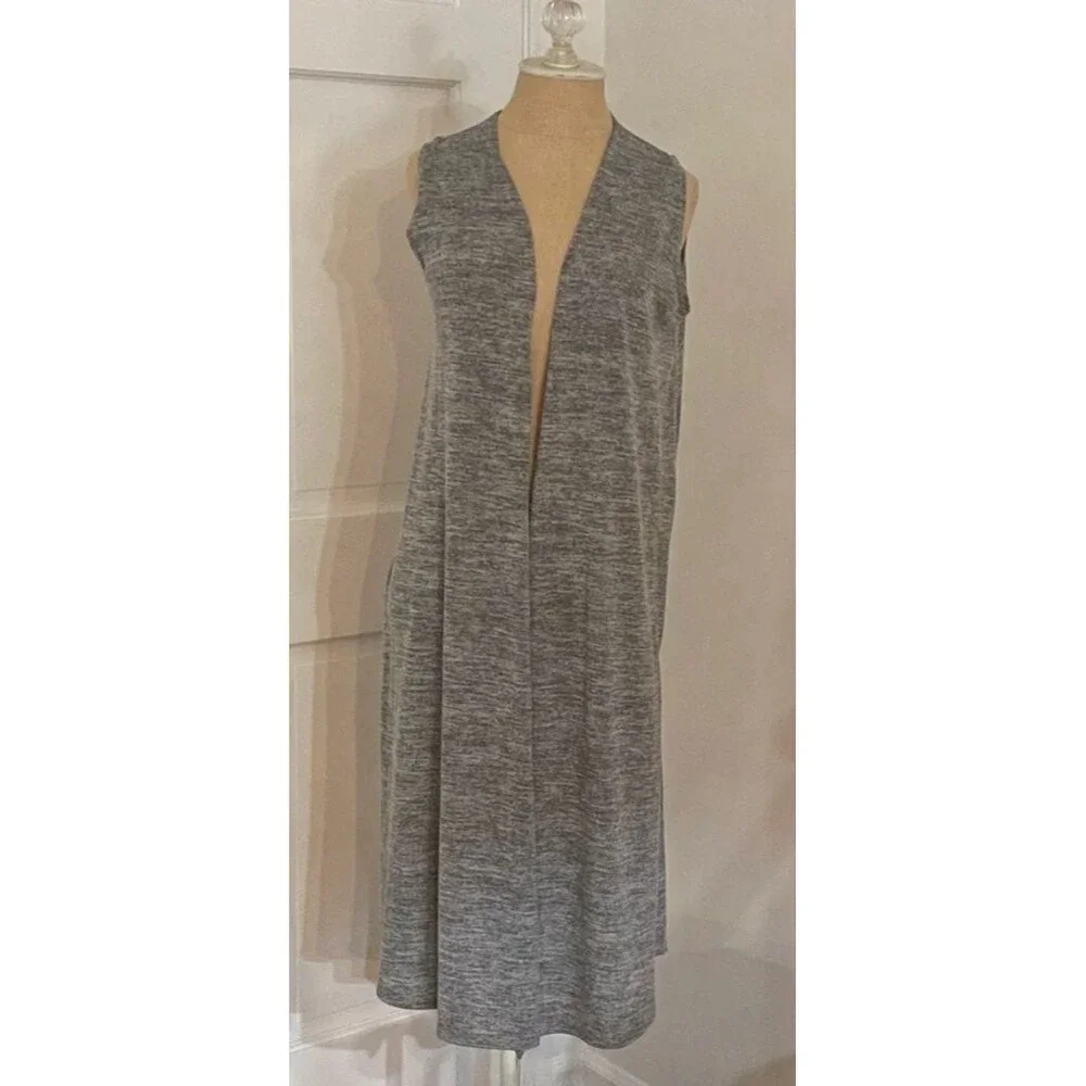 Lularoe Joy long vest in grey small - Picture 2 of 7